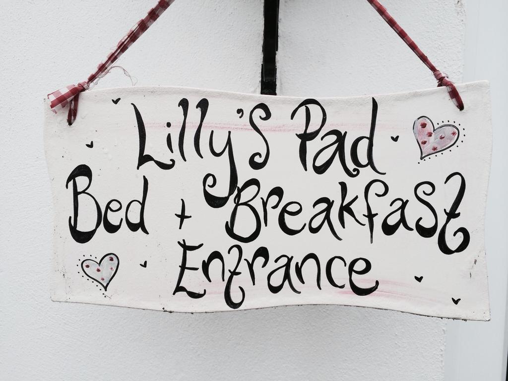 Lilly'S Pad Bed & Breakfast Keelby Room photo
